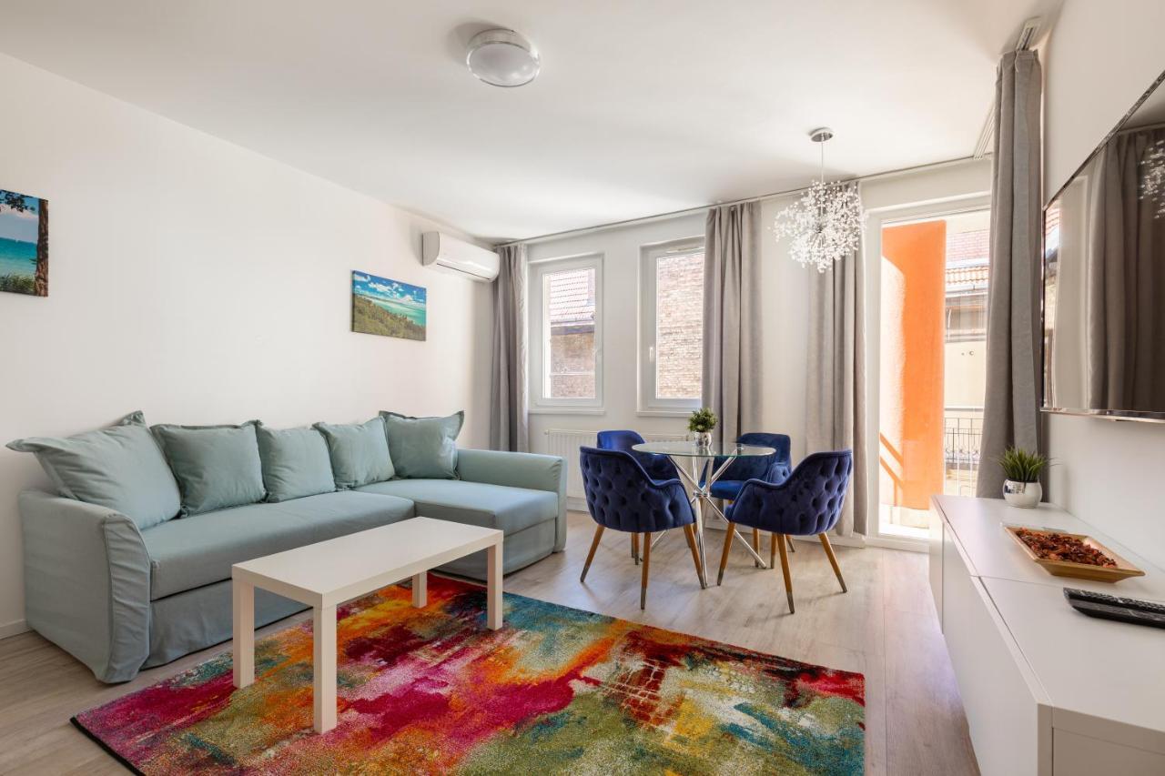 Lovely 1-bedroom In The Center With Terrace Apartment Budapest