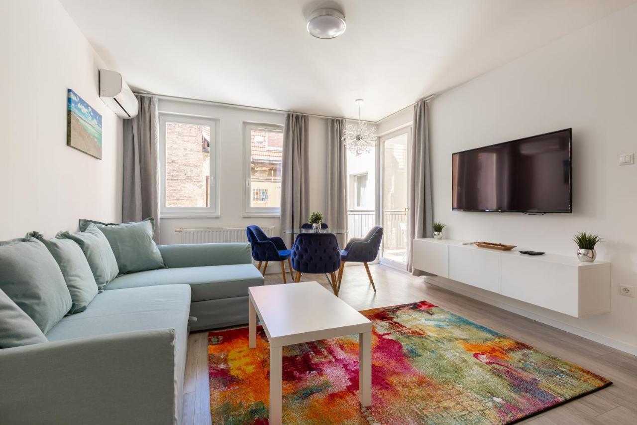 Lovely 1-bedroom In The Center With Terrace Budapest